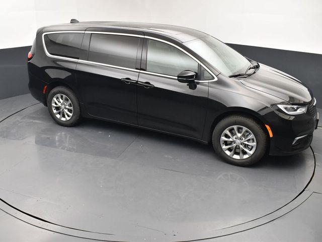 new 2026 Chrysler Pacifica car, priced at $43,380