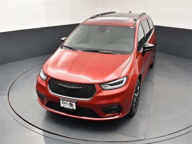 new 2026 Chrysler Pacifica car, priced at $51,560