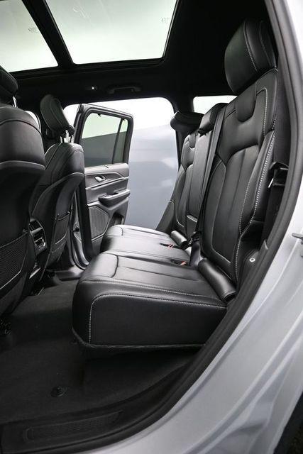 used 2024 Jeep Grand Cherokee car, priced at $38,343