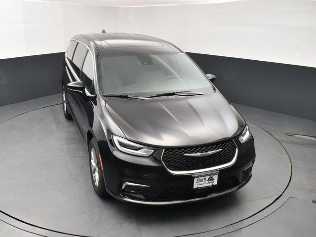 new 2026 Chrysler Pacifica car, priced at $46,025