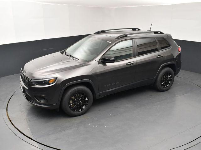 used 2023 Jeep Cherokee car, priced at $25,432