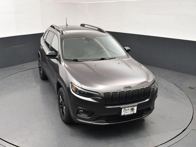 used 2023 Jeep Cherokee car, priced at $25,432