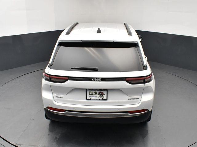 new 2026 Jeep Grand Cherokee car, priced at $43,930