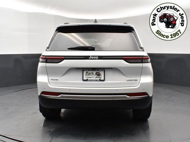 new 2026 Jeep Grand Cherokee car, priced at $43,930