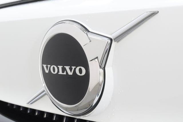 used 2023 Volvo C40 Recharge Pure Electric car, priced at $24,890