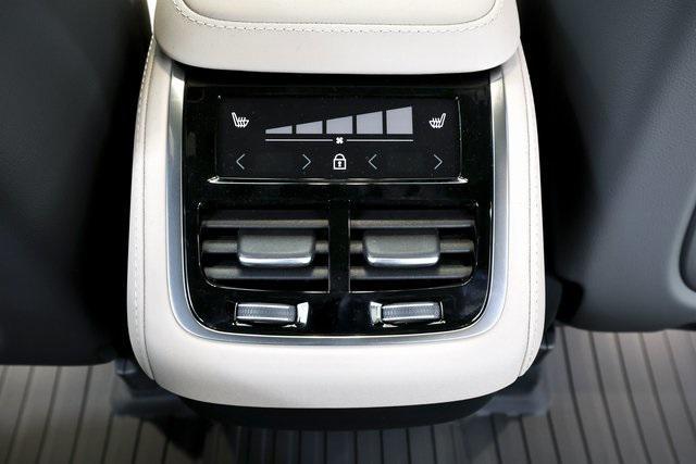 new 2026 Volvo XC90 car, priced at $69,825