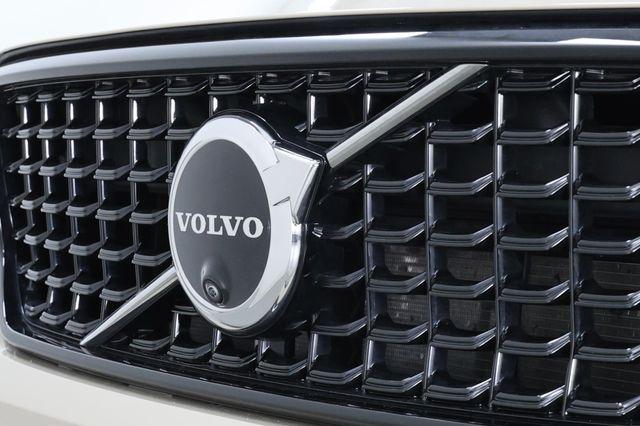 used 2025 Volvo XC40 car, priced at $34,689