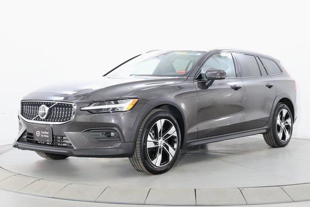 used 2025 Volvo V60 Cross Country car, priced at $38,890
