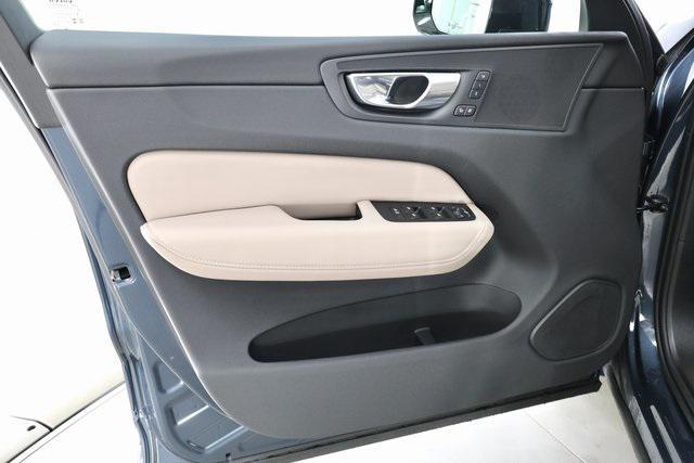 new 2026 Volvo XC60 Plug-In Hybrid car, priced at $67,285