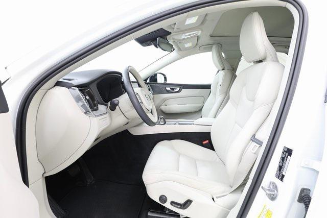 used 2024 Volvo XC60 Recharge Plug-In Hybrid car, priced at $41,890