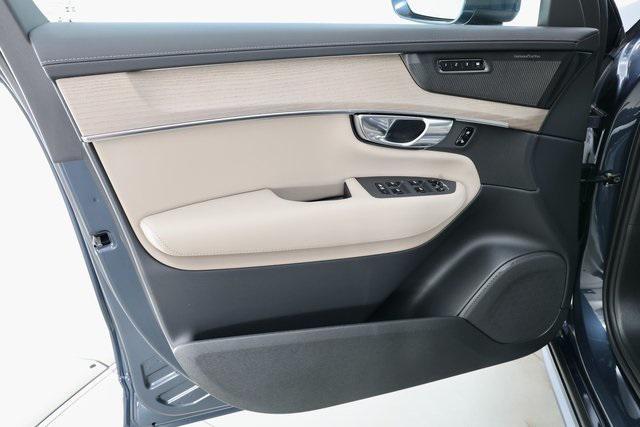 new 2026 Volvo XC90 car, priced at $69,330