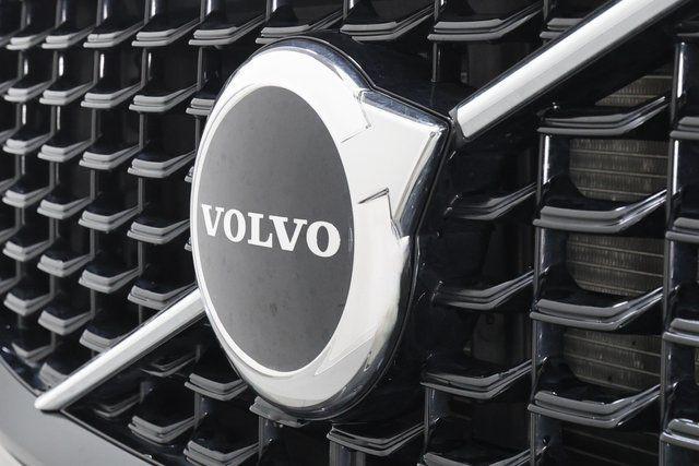 used 2025 Volvo XC60 car, priced at $36,990