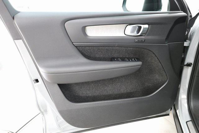 new 2026 Volvo XC40 car, priced at $48,150