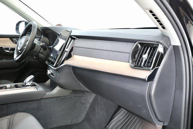 new 2026 Volvo XC90 car, priced at $69,825