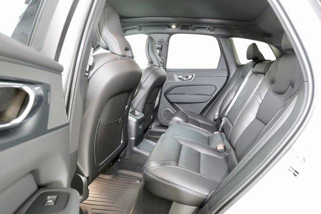 new 2026 Volvo XC60 Plug-In Hybrid car, priced at $75,440