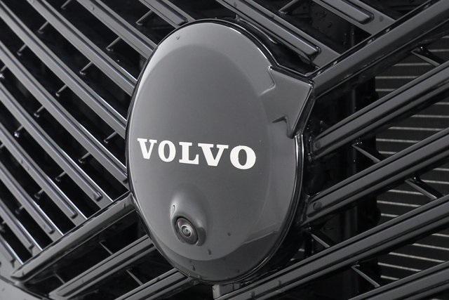 new 2026 Volvo XC60 Plug-In Hybrid car, priced at $75,440