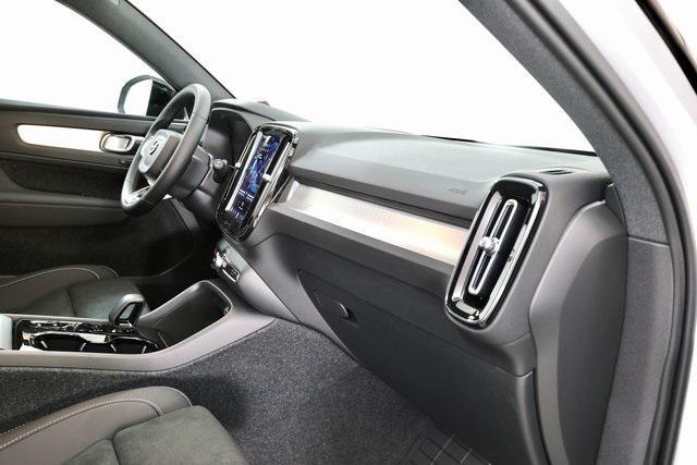 new 2026 Volvo XC40 car, priced at $55,180