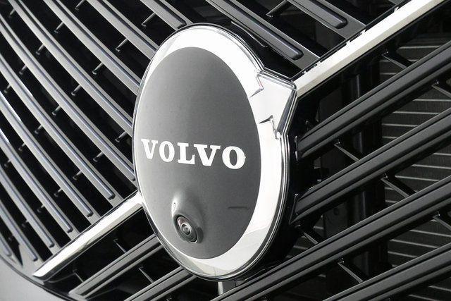 new 2026 Volvo XC60 car, priced at $56,105