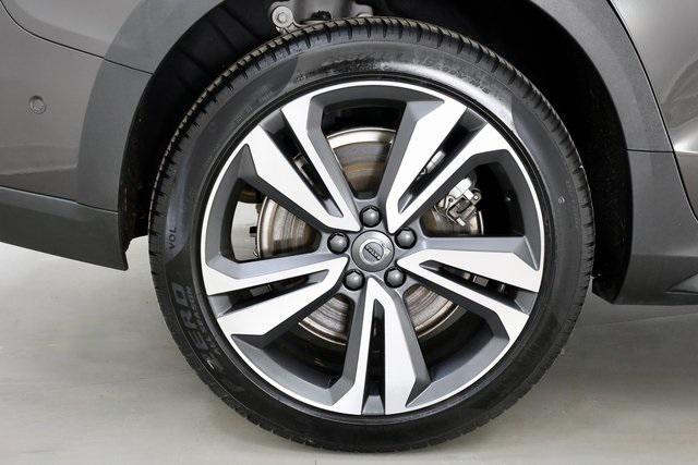 used 2025 Volvo V60 Cross Country car, priced at $38,890