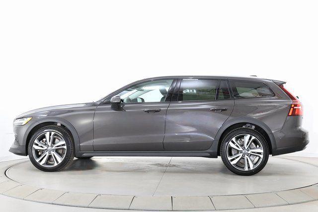 used 2025 Volvo V60 Cross Country car, priced at $38,990