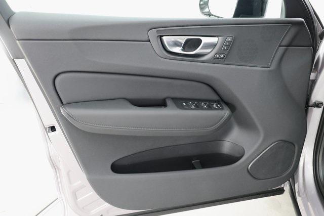 new 2026 Volvo XC60 car, priced at $55,985