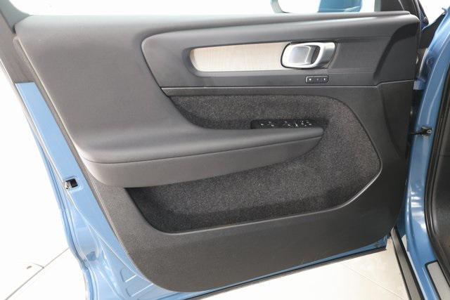 used 2025 Volvo XC40 car, priced at $31,990