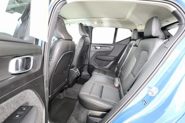 used 2025 Volvo XC40 car, priced at $31,990