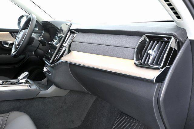 new 2026 Volvo XC90 car, priced at $69,945