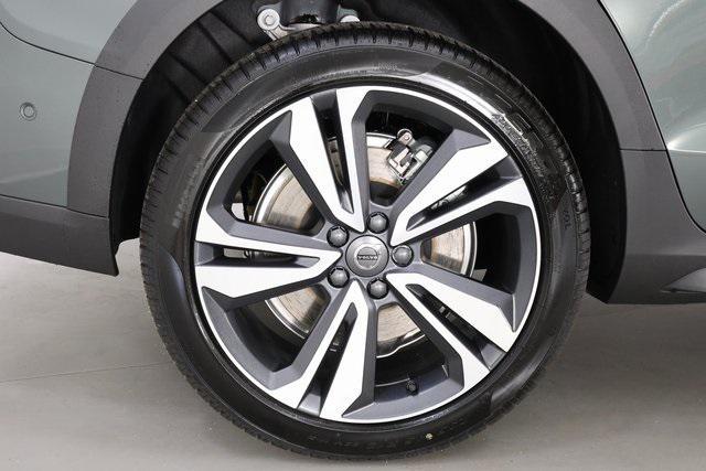 new 2026 Volvo V60 Cross Country car, priced at $55,450