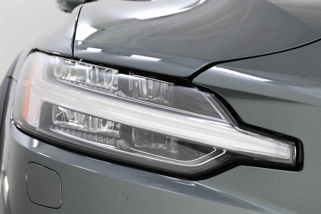 new 2026 Volvo V60 Cross Country car, priced at $55,450