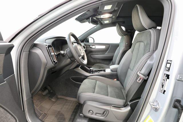 new 2026 Volvo XC40 car, priced at $51,625