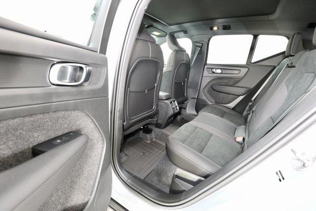 new 2026 Volvo XC40 car, priced at $51,625