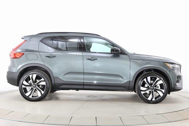new 2026 Volvo XC40 car, priced at $49,460