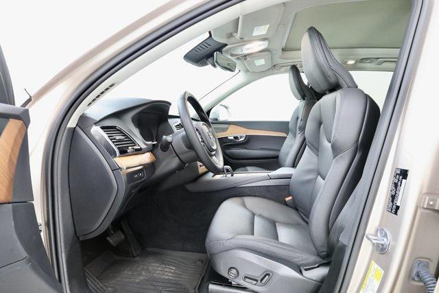 used 2024 Volvo XC90 Recharge Plug-In Hybrid car, priced at $44,490