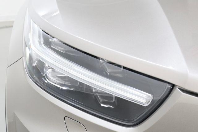 used 2022 Volvo XC40 car, priced at $25,990
