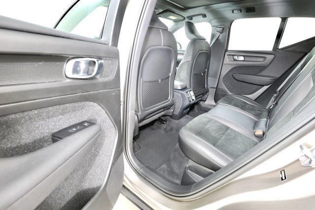 used 2022 Volvo XC40 car, priced at $25,990