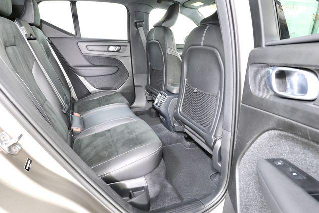 used 2022 Volvo XC40 car, priced at $25,990