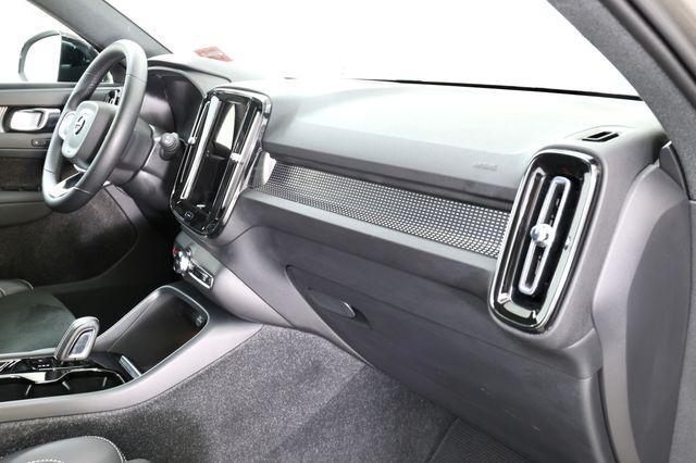 used 2022 Volvo XC40 car, priced at $25,990