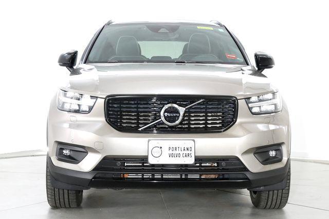 used 2022 Volvo XC40 car, priced at $25,990