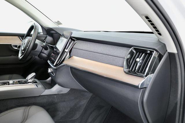used 2025 Volvo XC90 car, priced at $46,990