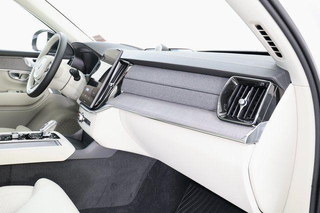 new 2026 Volvo XC90 car, priced at $78,350