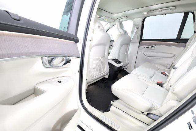 new 2026 Volvo XC90 car, priced at $71,245