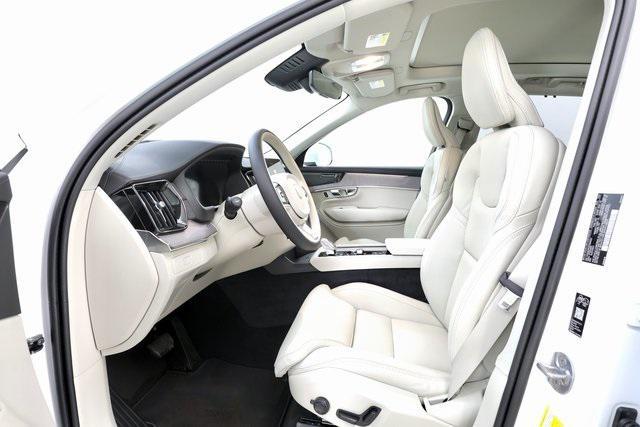 new 2026 Volvo XC90 car, priced at $71,245