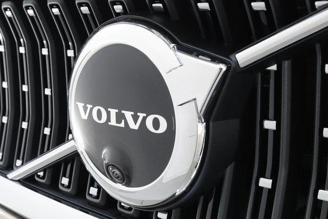 new 2026 Volvo V60 Cross Country car, priced at $61,935