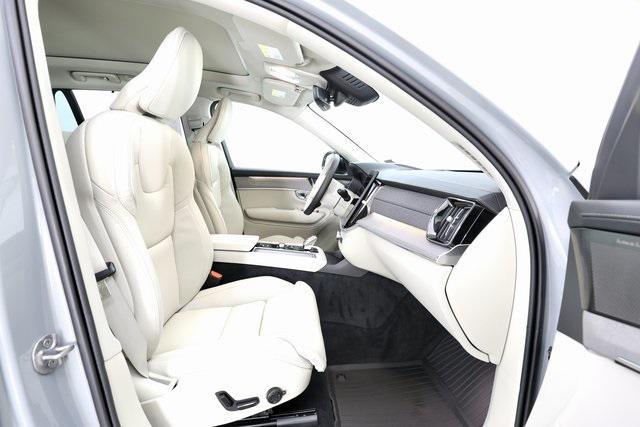 new 2026 Volvo XC90 car, priced at $68,030