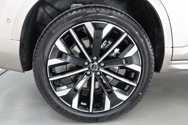 new 2026 Volvo XC90 car, priced at $67,605