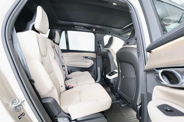 new 2026 Volvo XC90 car, priced at $67,605