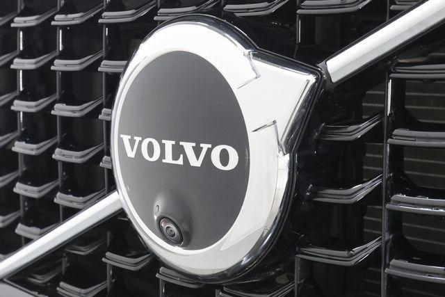 used 2025 Volvo XC60 car, priced at $39,990