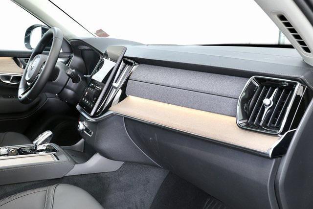 new 2026 Volvo XC90 car, priced at $69,825