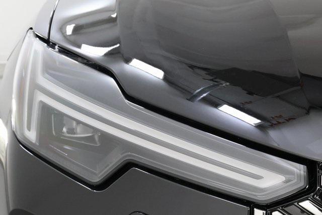 new 2026 Volvo XC90 car, priced at $69,825